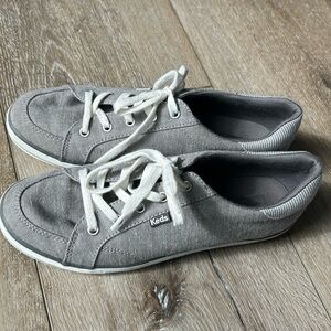Keds Women's Center Iii Lace Up Sneaker size 8, EUC